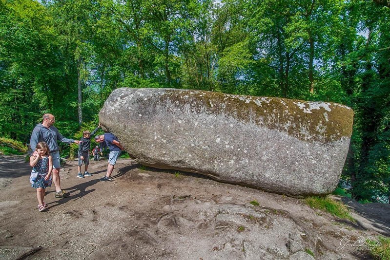 TSTtourist-hon-da-137-tan-ai-cung-co-the-nhac-len-1