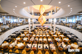 Bên trong tàu du lịch Spectrum of the Seas lớn nhất châu Á