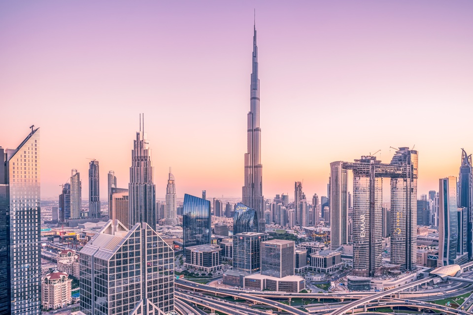 Hộ chiếu UAE tăng 106 điểm đến miễn visa sau 10 năm