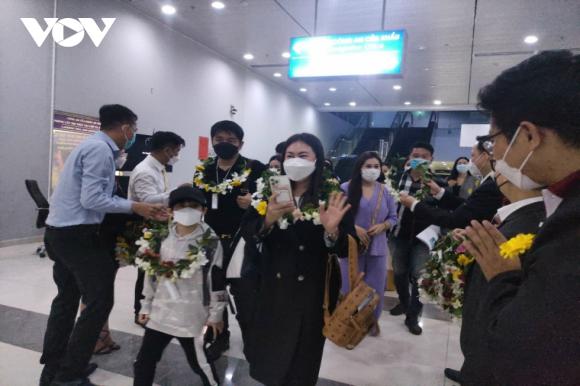Đoàn khách cuối cùng thí điểm đón khách bằng hộ chiếu vaccine đến Phú Quốc