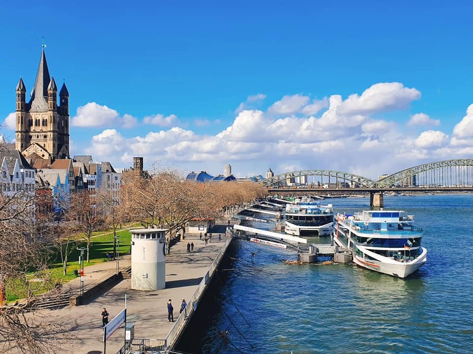 TSTtourist-cologne-mot-ngay-nang-dep-2