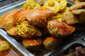 Cơm tấm mai cua biển hút khách Sài Gòn