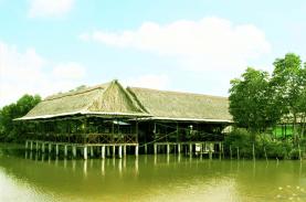 Hấp dẫn Làng văn hóa du lịch Đất Mũi