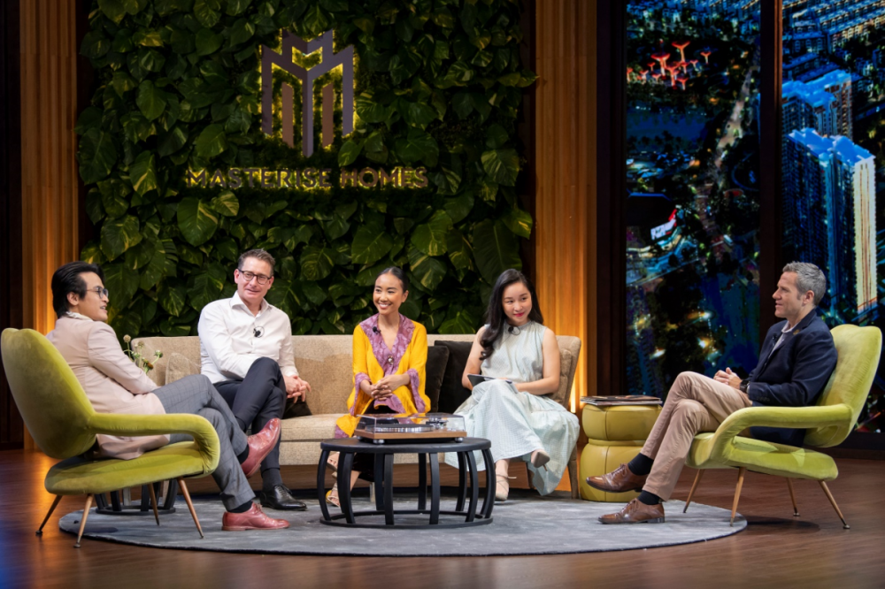 TSTtourist-ha-anh-tuan-doan-trang-chia-se-kinh-nghiem-du-lich-tai-gia-1