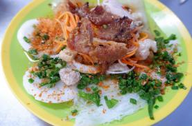 Bánh bèo thịt nướng nườm nượp khách ở Nha Trang