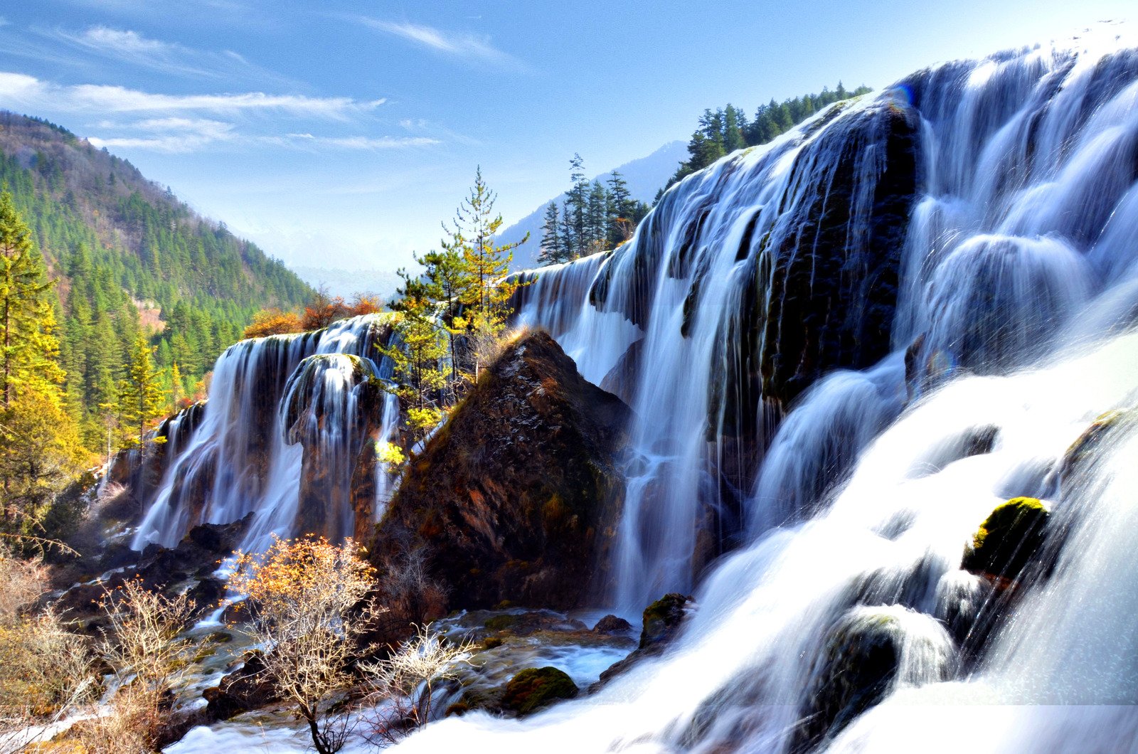 Những thác nước đẹp như “tiên cảnh” ở Cửu Trại Câu