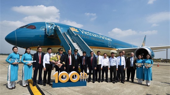 Vietnam Airlines đón chiếc máy bay thứ 100 gia nhập đội bay