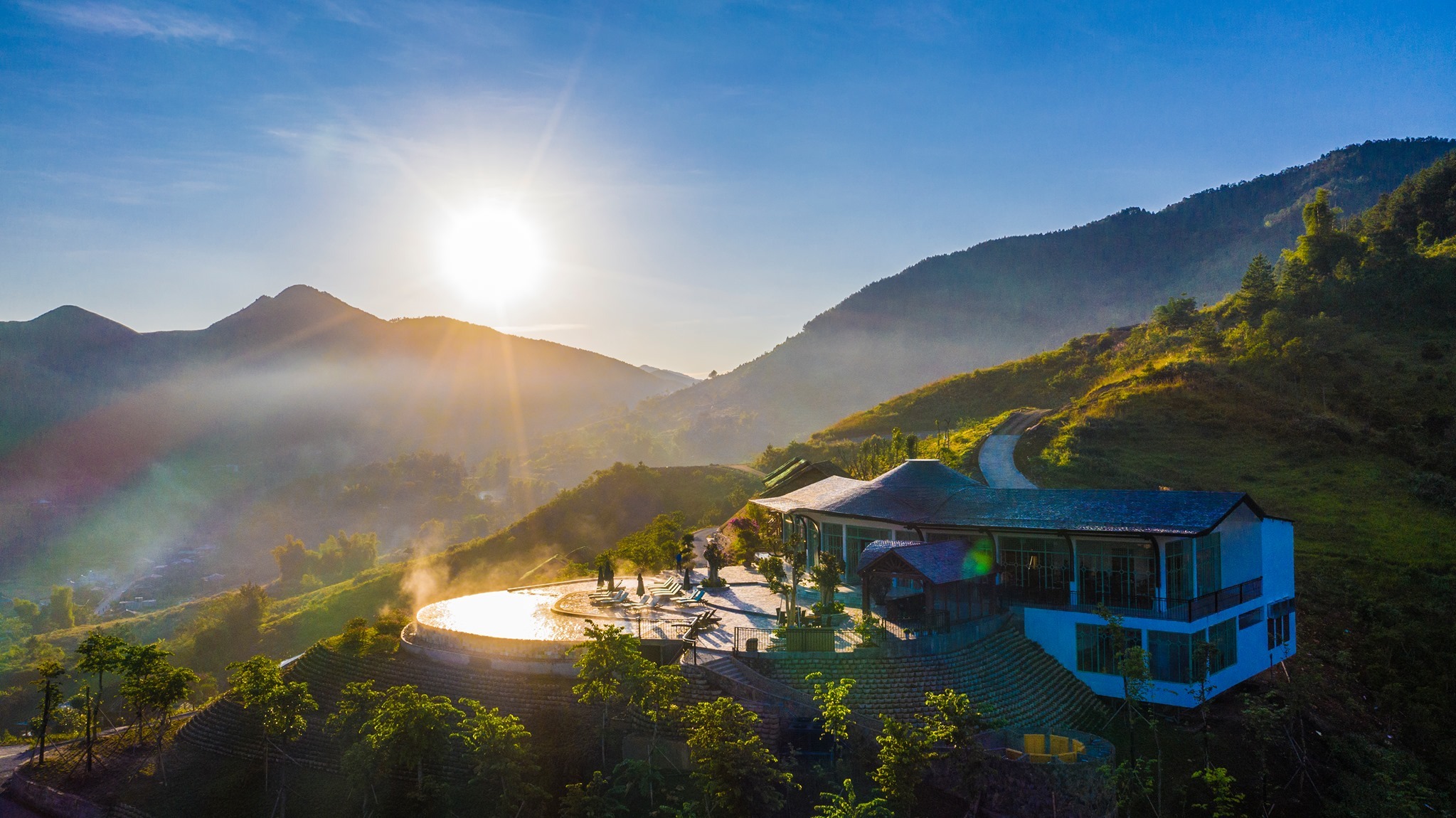 TSTtourist-4-khu-nghi-duong-co-suoi-khoang-nong-1