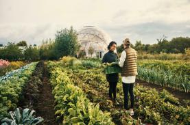 Đi du lịch thế nào để 'bắt trend' 2023?